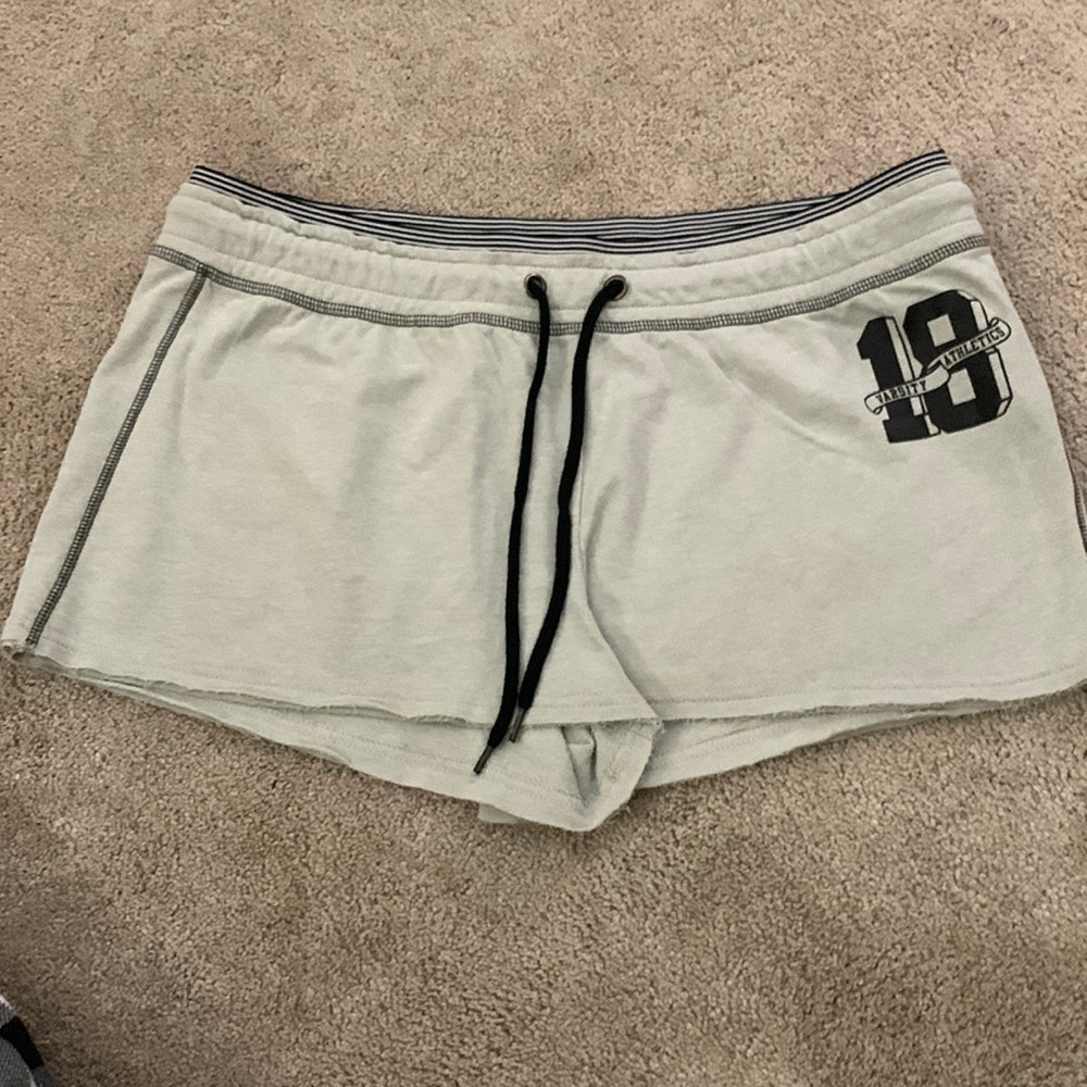 Derek Heart cotton shorts